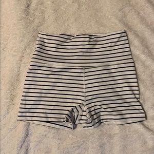 fitted workout shorts